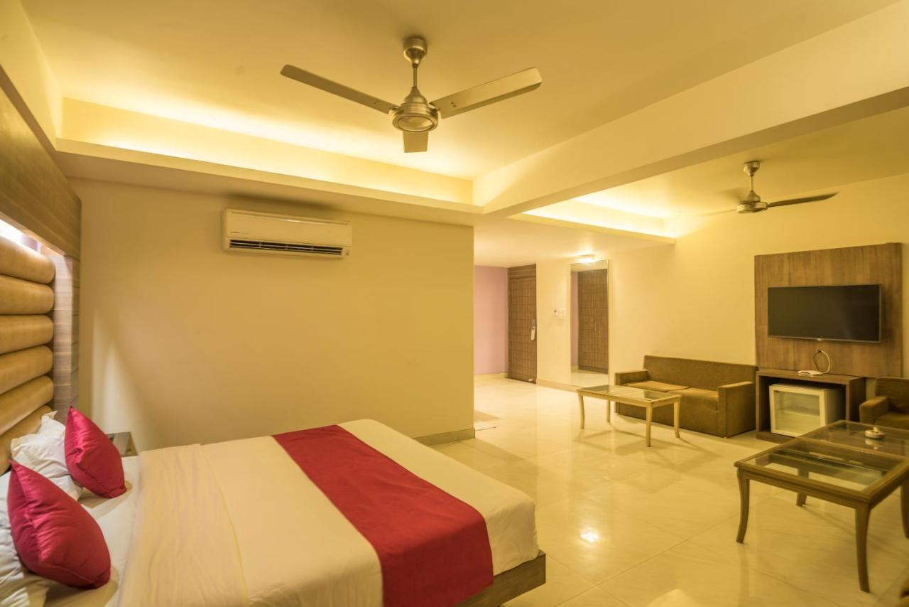 Palette Hotel Nisarga By Sunday Μποπάλ Εξωτερικό φωτογραφία